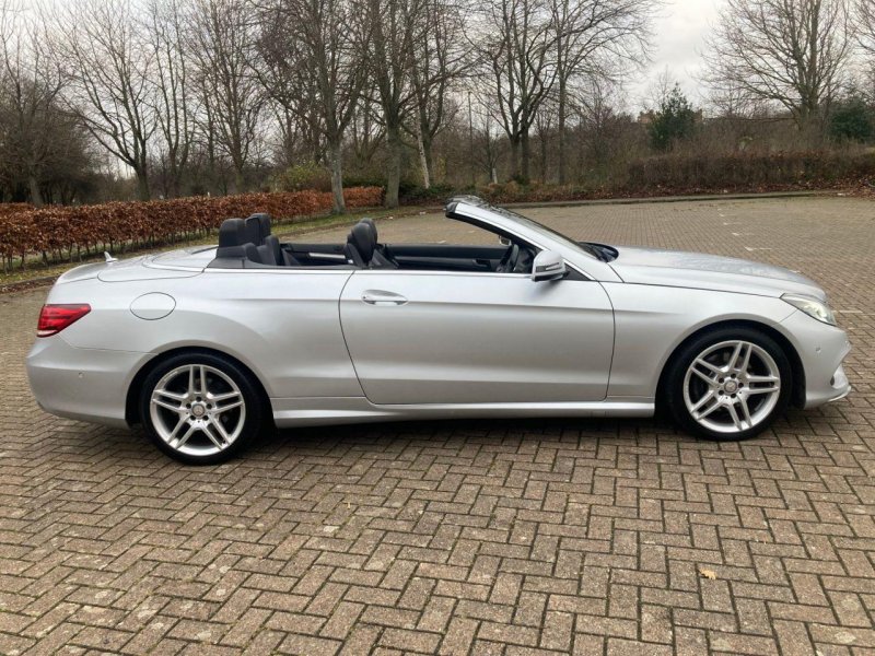 MERCEDES-BENZ E CLASS