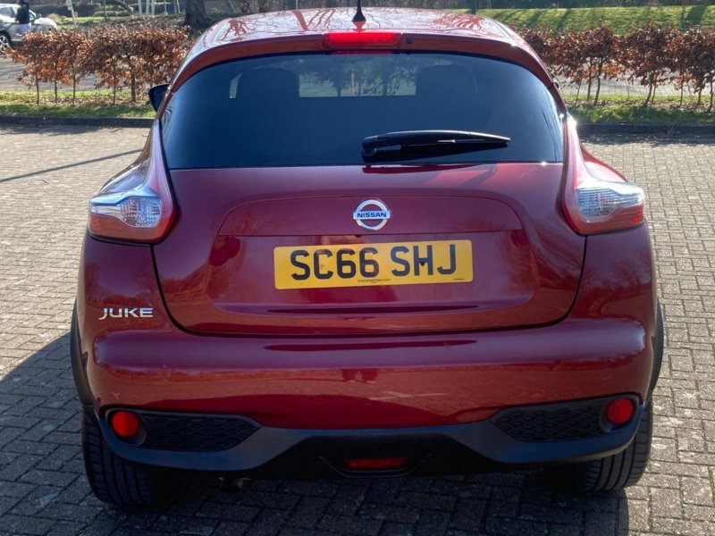 NISSAN JUKE
