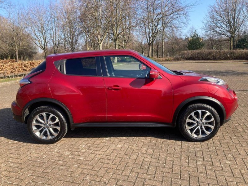 NISSAN JUKE