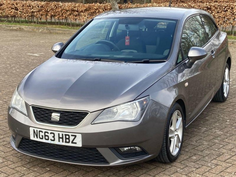 SEAT IBIZA