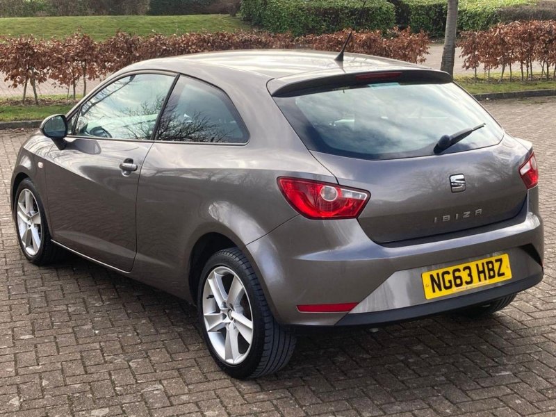 SEAT IBIZA