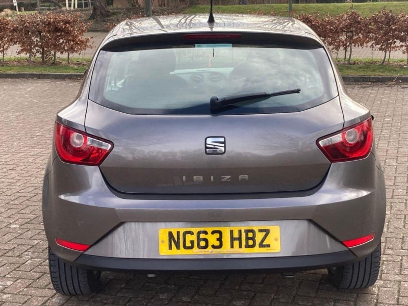 SEAT IBIZA
