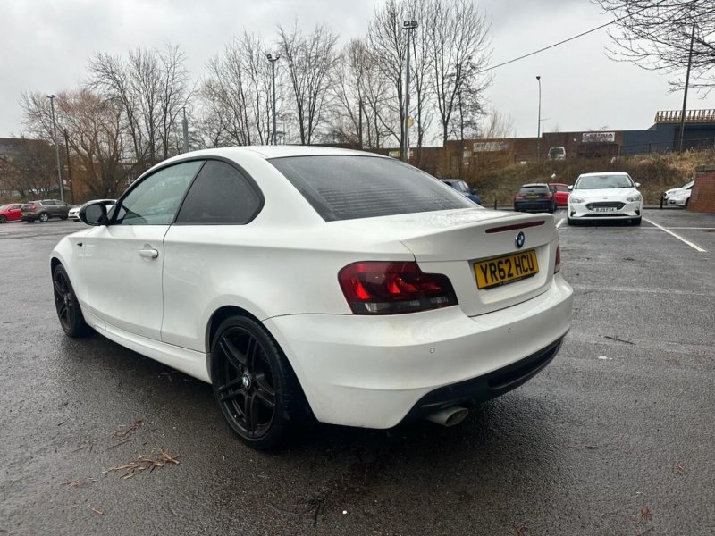 BMW 1 SERIES