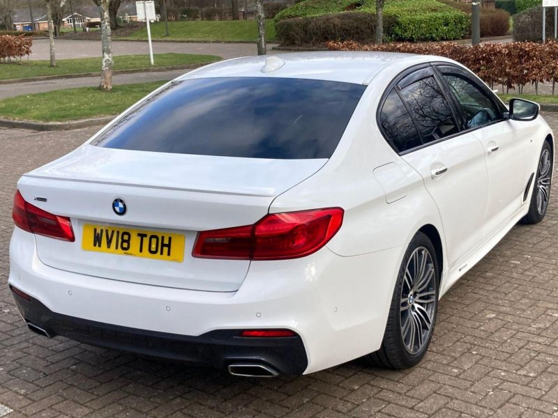 BMW 5 SERIES