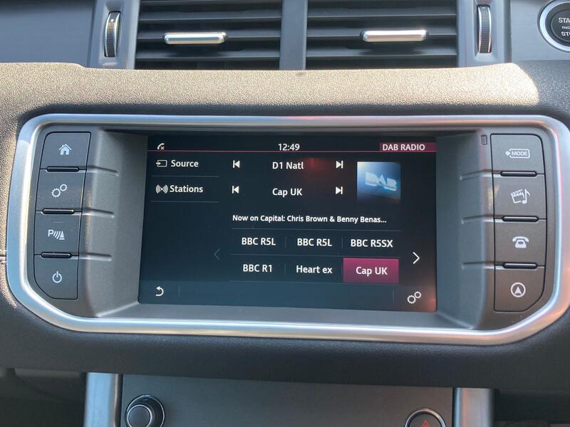 LAND ROVER RANGE ROVER EVOQUE