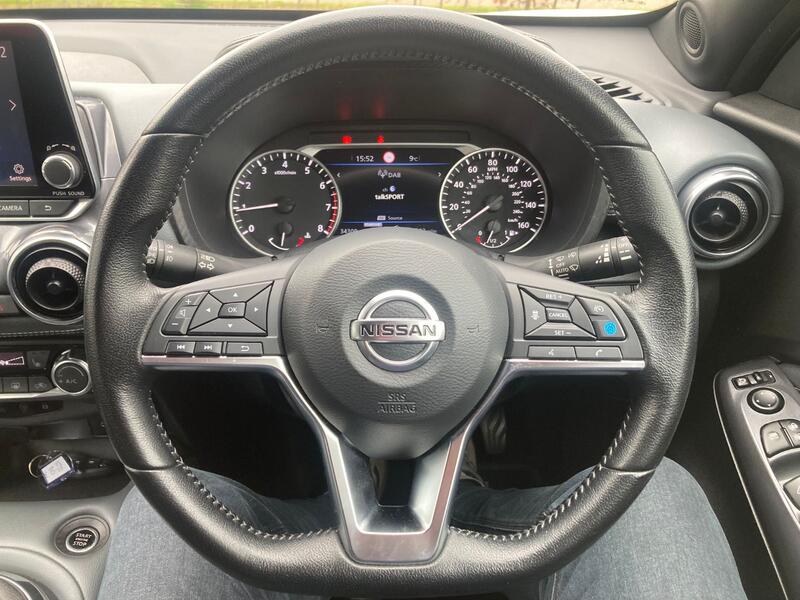 NISSAN JUKE