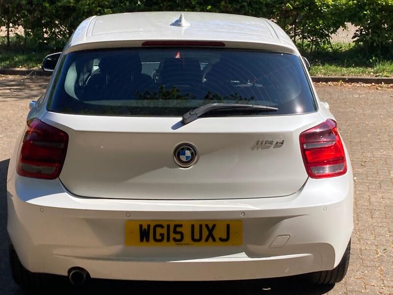BMW 1 SERIES