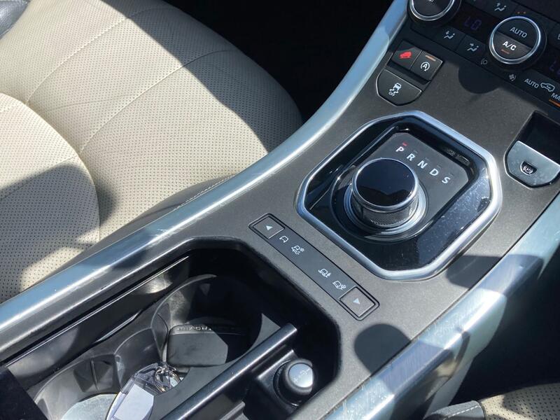 LAND ROVER RANGE ROVER EVOQUE