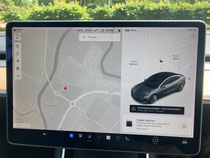 TESLA MODEL 3