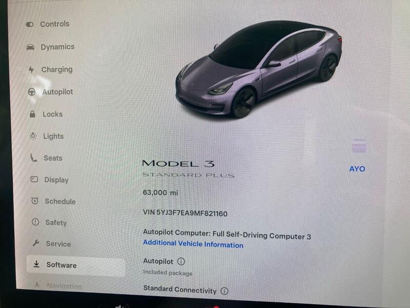 TESLA MODEL 3