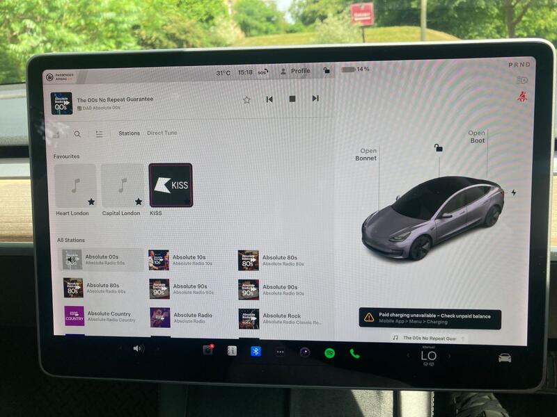TESLA MODEL 3