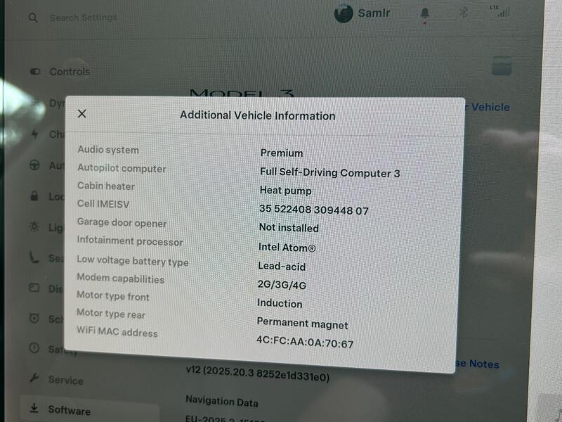 TESLA MODEL 3