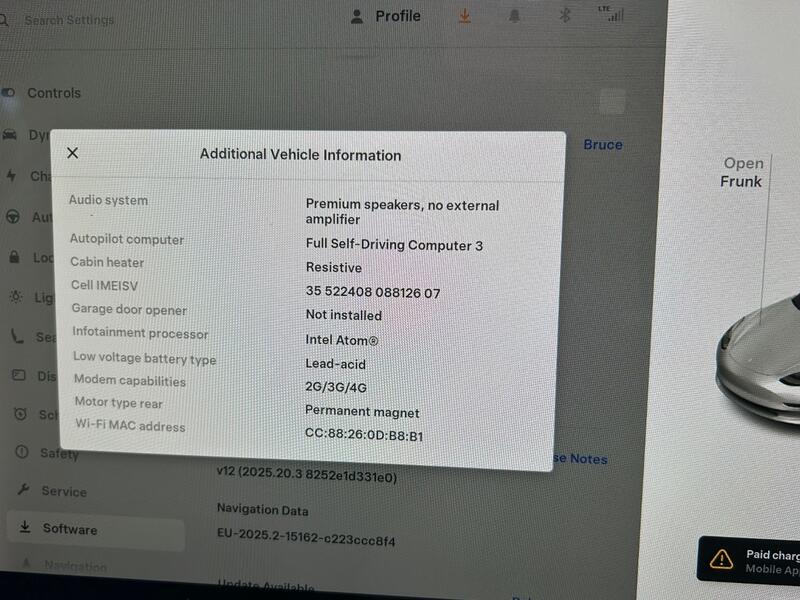 TESLA MODEL 3