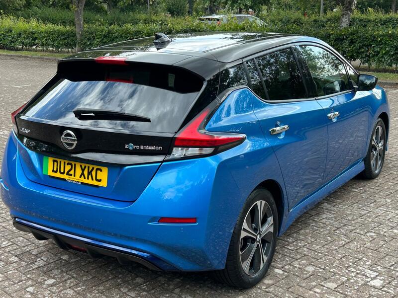 NISSAN LEAF