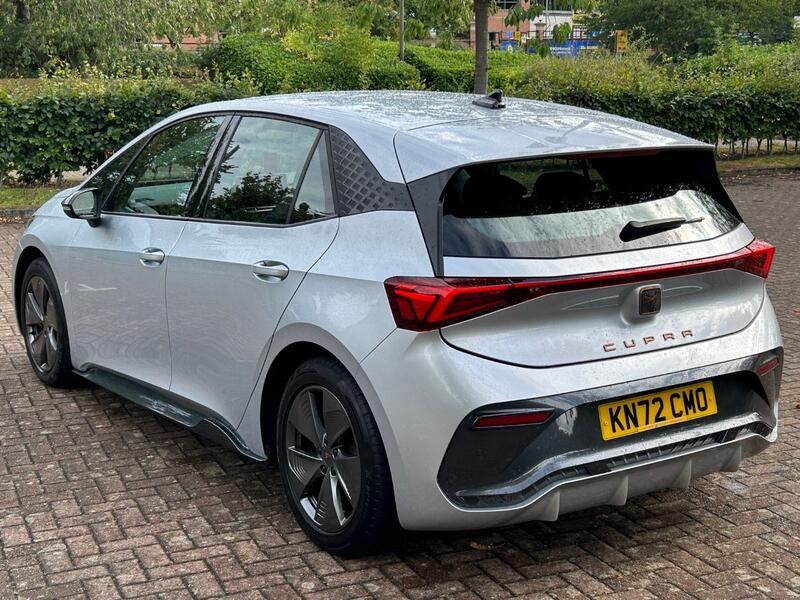 CUPRA BORN