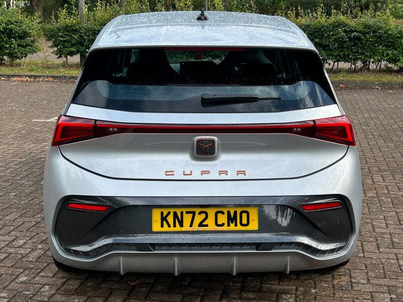 CUPRA BORN